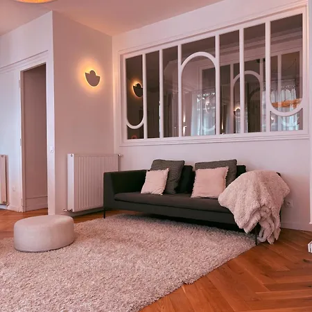 Jeannette, 3 Bedrooms, Parking Lejlighed *